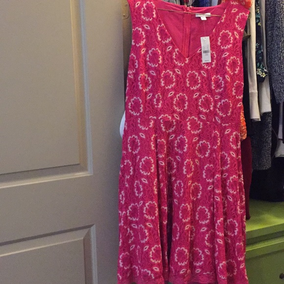 Pink NY&CO dress - Picture 4 of 4